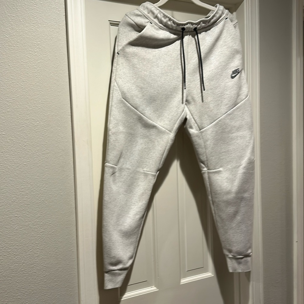 Nike joggers